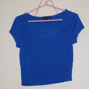 blue scoop neck crop top